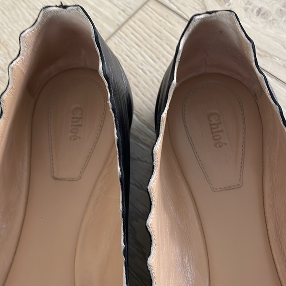 Women’s Chloe Black leather scalloped edge ballet flat - Picture 6 of 9